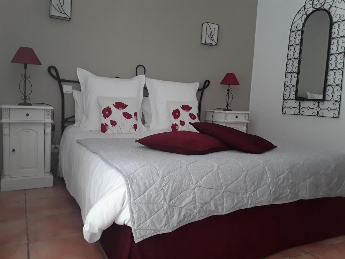 아비뇽 Mas De L'Ile B&B 외부 사진
