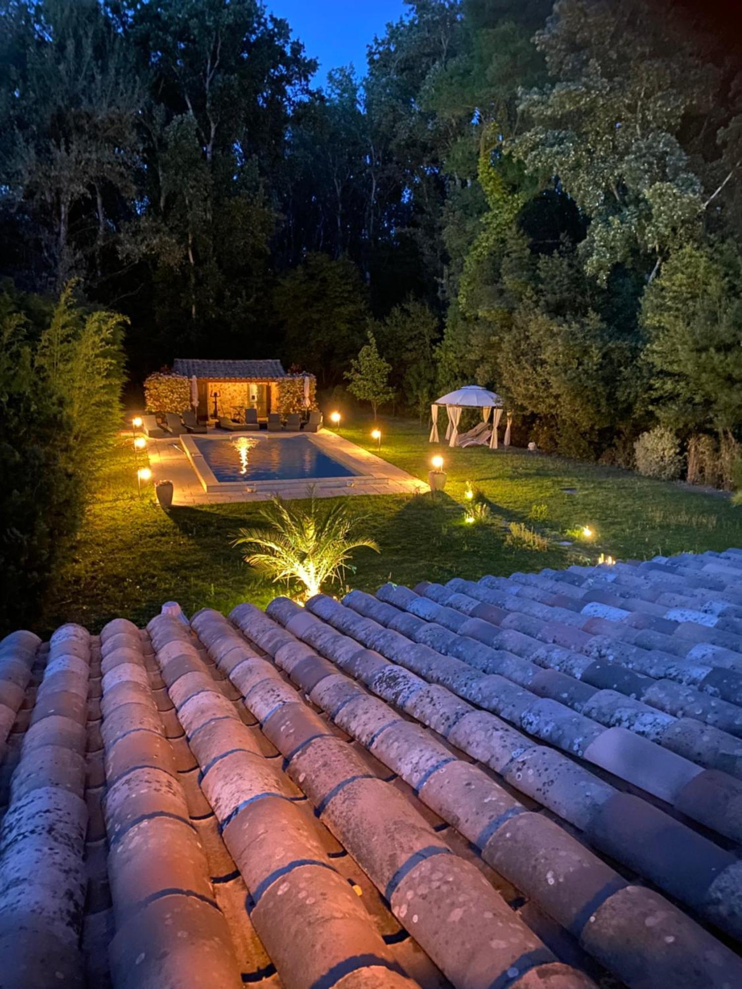 아비뇽 Mas De L'Ile B&B 외부 사진