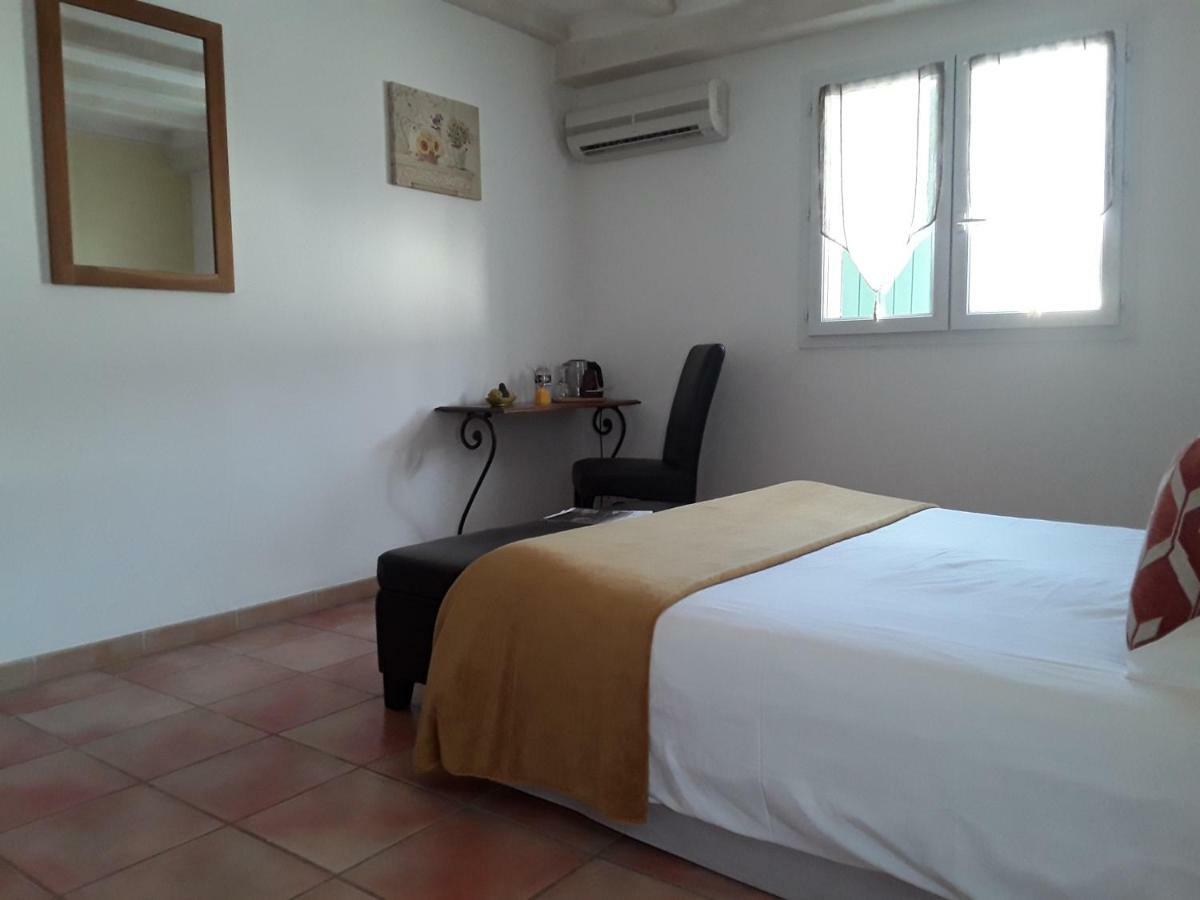 아비뇽 Mas De L'Ile B&B 외부 사진